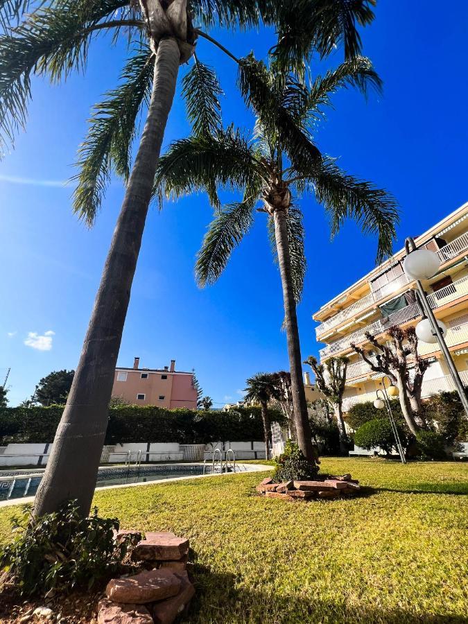 Apartamento Private Garden 100 M From The Sea Benicàssim Exterior foto