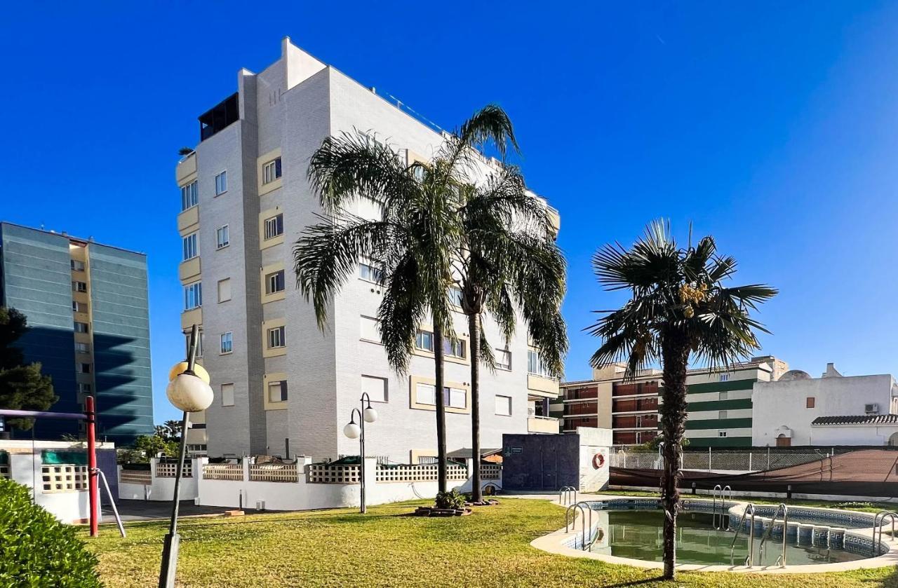 Apartamento Private Garden 100 M From The Sea Benicàssim Exterior foto
